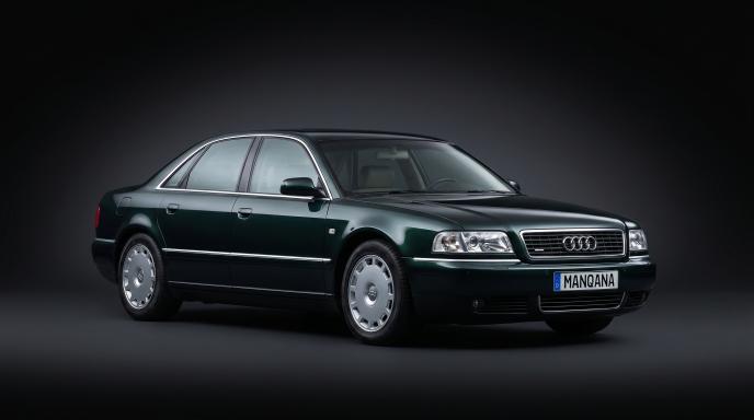 טפט לשולחן העבודה של AUDI, Manqana