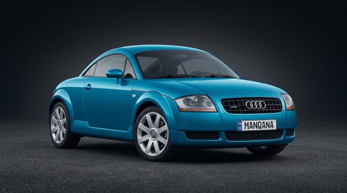 טפט לשולחן העבודה של AUDI, Manqana