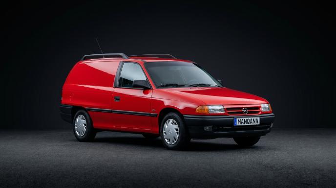 Обои для рабочего стола OPEL, Манкана