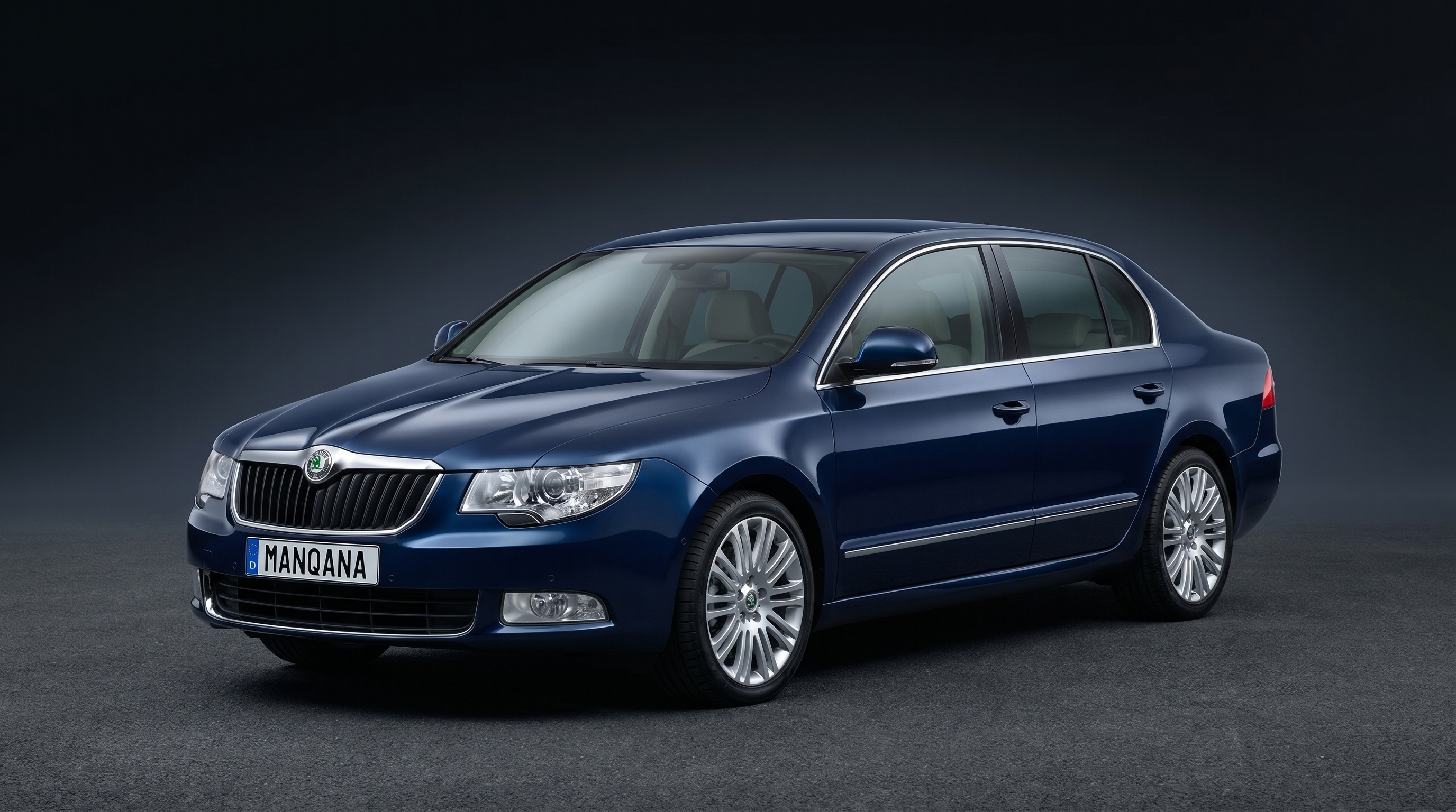 טפט לשולחן העבודה של SKODA SUPERB, 2 דוֹר, Manqana