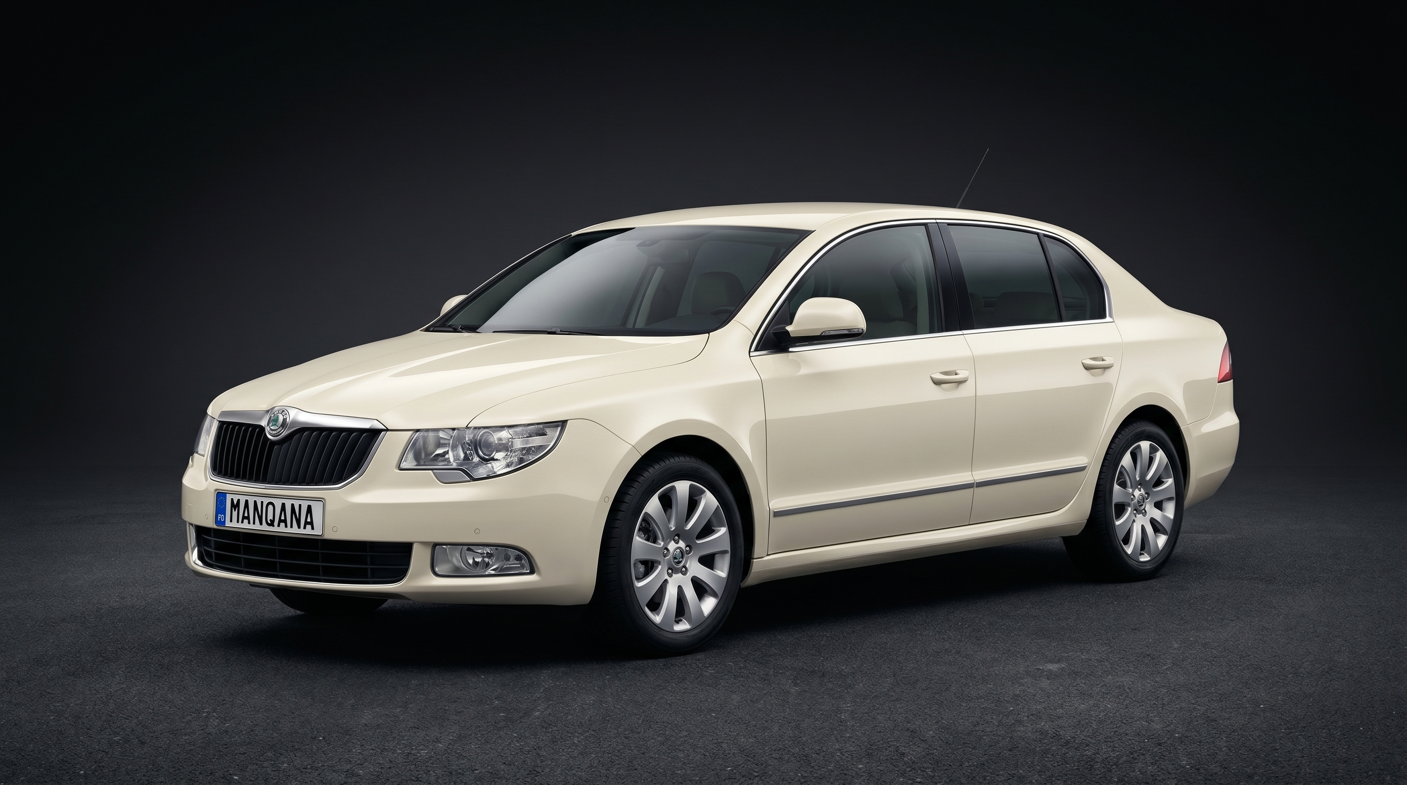 טפט לשולחן העבודה של SKODA SUPERB, 2 דוֹר, Manqana