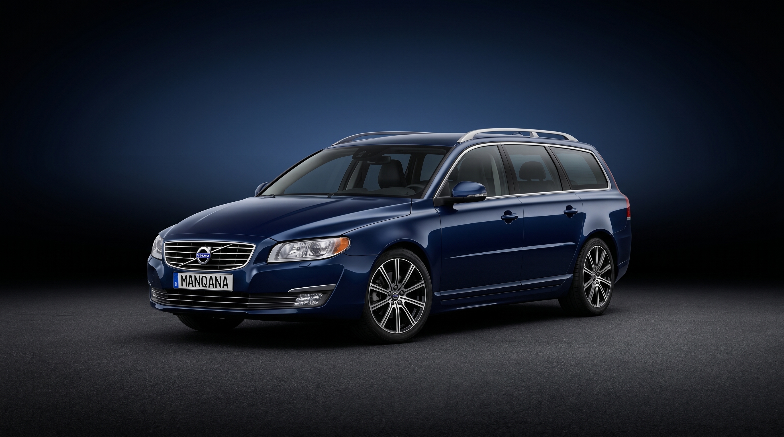 טפט לשולחן העבודה של VOLVO V70, 3 דוֹר, 1 מתיחת פנים, Manqana