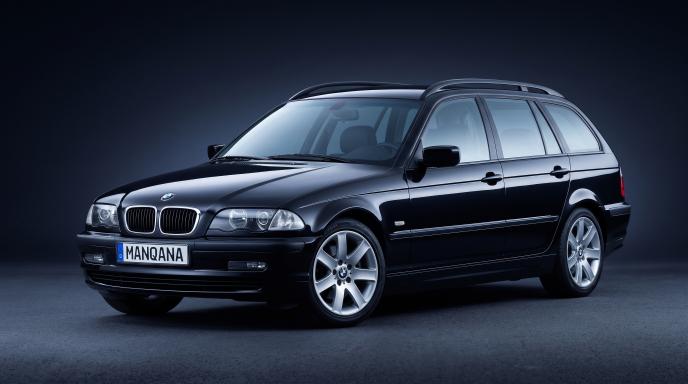 טפט לשולחן העבודה של BMW, Manqana
