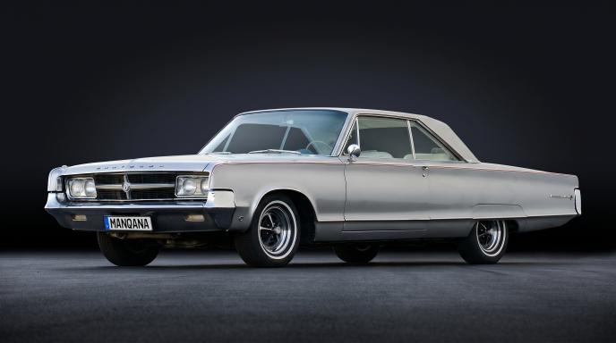 טפט לשולחן העבודה של CHRYSLER, Manqana