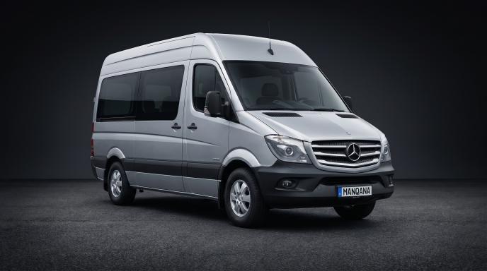 טפט לשולחן העבודה של FREIGHTLINER SPRINTER, 2 דוֹר, 1 מתיחת פנים, Manqana