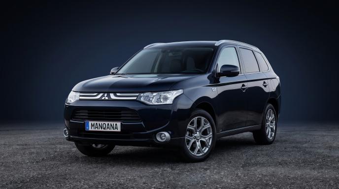 טפט לשולחן העבודה של MITSUBISHI OUTLANDER, 3 דוֹר, Manqana