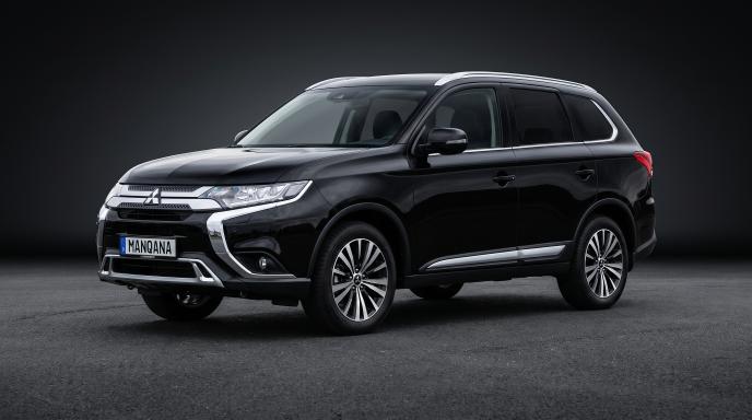 טפט לשולחן העבודה של MITSUBISHI OUTLANDER, 3 דוֹר, 3 מתיחת פנים, Manqana