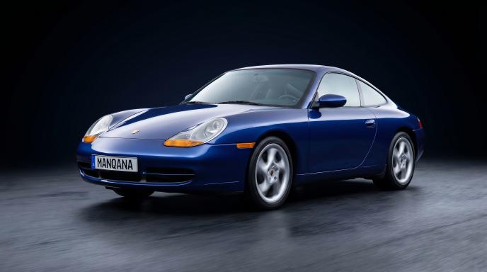טפט לשולחן העבודה של PORSCHE, Manqana