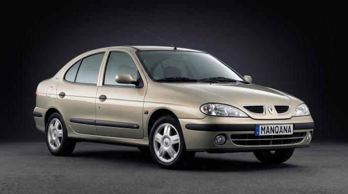 טפט לשולחן העבודה של RENAULT, Manqana