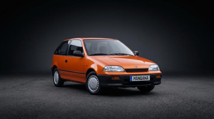 טפט לשולחן העבודה של SUZUKI, Manqana