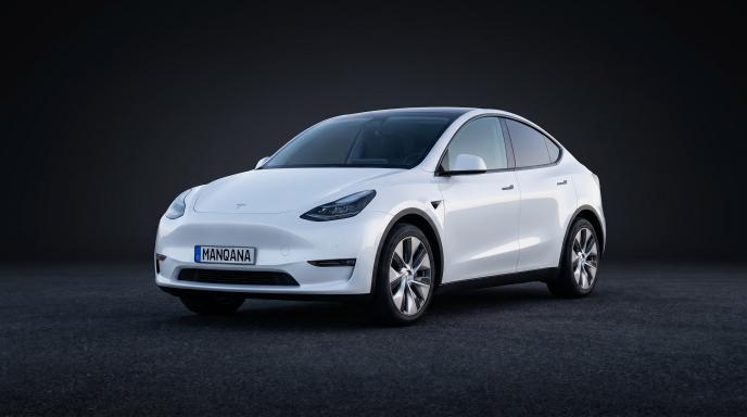 טפט לשולחן העבודה של TESLA MODEL-Y, 1 דוֹר, Manqana