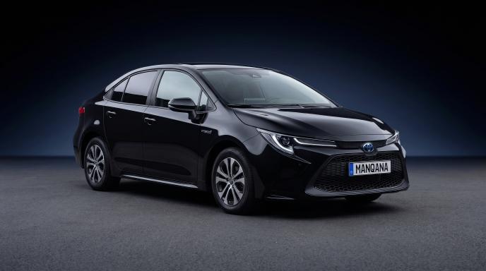 טפט לשולחן העבודה של TOYOTA COROLLA, 12 דוֹר, Manqana