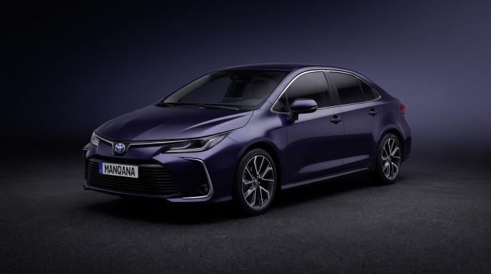 טפט לשולחן העבודה של TOYOTA COROLLA, 12 דוֹר, Manqana