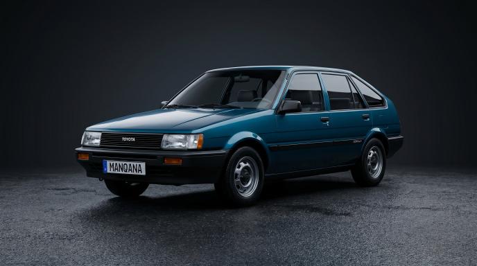 טפט לשולחן העבודה של TOYOTA COROLLA, 5 דוֹר, Manqana