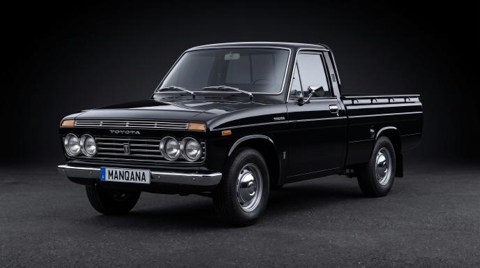 טפט לשולחן העבודה של TOYOTA, Manqana